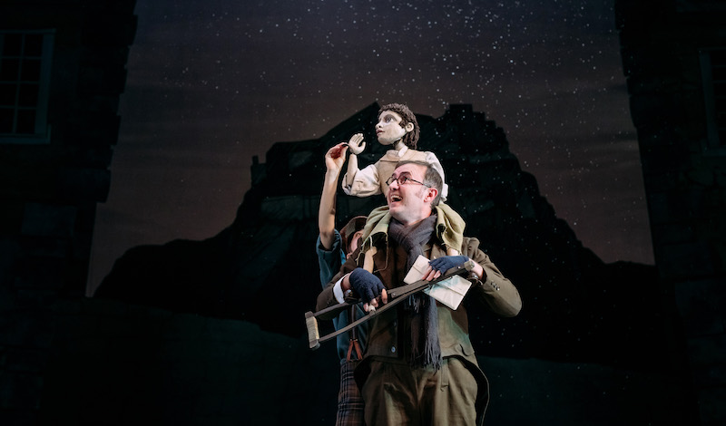 Edie Edmundson and Ewan Donald. Puppets by Simon Auton. Photo credit Mihaela Bodlovic