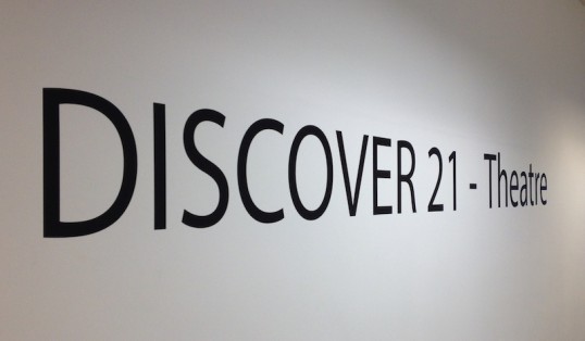 Discover 21 Logo