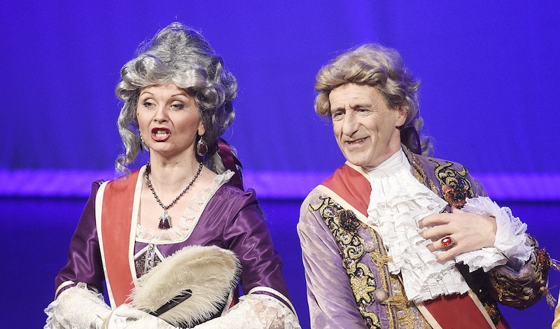 Fiona Main and Ian Lawson as the Duchess and Duke of Plaza-Toro. Photo Greg Macvean